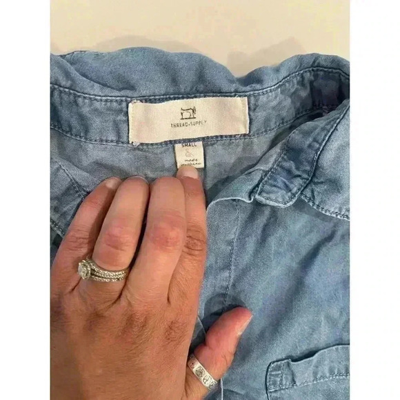 Thread and Supply Denim Chambray Button Up Shirt Women’s Size Small - Picture 5 of 6